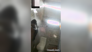 Indian girl takes a shower but she isn't going to interrupt video call | XXX Video on AllSex.XXX