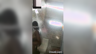 Indian girl takes a shower but she isn't going to interrupt video call | XXX Video on AllSex.XXX