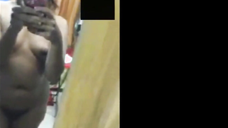 Lucky Indian girl tests new phone camera filming the naked body | XXX Video on AllSex.XXX
