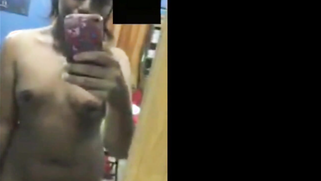 Lucky Indian girl tests new phone camera filming the naked body | XXX Video on AllSex.XXX