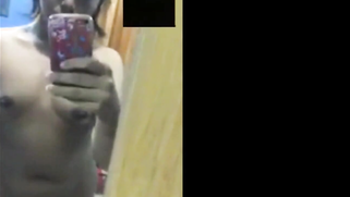 Lucky Indian girl tests new phone camera filming the naked body | XXX Video on AllSex.XXX