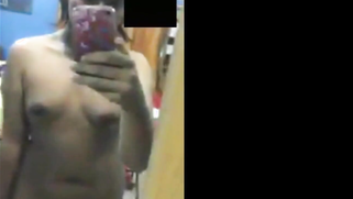 Lucky Indian girl tests new phone camera filming the naked body | XXX Video on AllSex.XXX