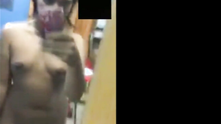 Lucky Indian girl tests new phone camera filming the naked body | XXX Video on AllSex.XXX