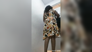 Unsuspecting Indian doesn't know about hidden cam in the fitting room | XXX Video on AllSex.XXX