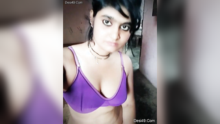 Whorish Indian wife flashes pussy and next step is to show tits | XXX Video on AllSex.XXX
