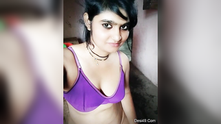 Whorish Indian wife flashes pussy and next step is to show tits | XXX Video on AllSex.XXX
