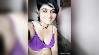 Whorish Indian wife flashes pussy and next step is to show tits | XXX Video on AllSex.XXX