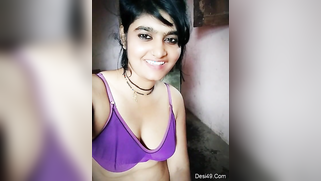 Whorish Indian wife flashes pussy and next step is to show tits | XXX Video on AllSex.XXX