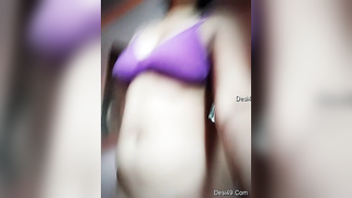 Whorish Indian wife flashes pussy and next step is to show tits | XXX Video on AllSex.XXX