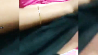 Excitement fills the Desi and she decides to play with titties | XXX Video on AllSex.XXX