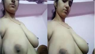 Full-bosomed Indian is paunchy and at the same time super-hot | XXX Video on AllSex.XXX
