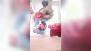 Pervert knows how to film the Desi landlady without being caught | XXX Video on AllSex.XXX