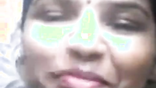 Nice Indian aunty will show tits if an internet friend makes her horny | XXX Video on AllSex.XXX