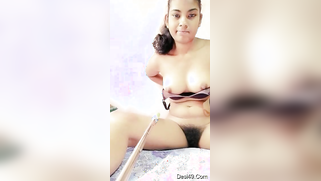 Selfie stick turns out to be a useful thing in Desi girl's video | XXX Video on AllSex.XXX