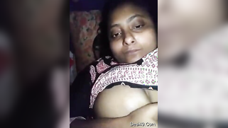Indian isn't a porn actress still men like to watch her XXX videos | XXX Video on AllSex.XXX