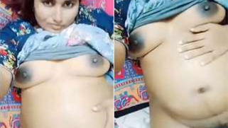 Pregnancy isn't a reason for the Desi camgirl to stop acting on camera | XXX Video on AllSex.XXX