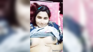 Pregnancy isn't a reason for the Desi camgirl to stop acting on camera | XXX Video on AllSex.XXX