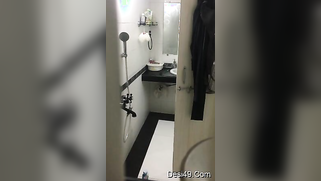 Hidden camera films the nerdy Desi homeowner taking a shower | XXX Video on AllSex.XXX