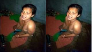 Guy says the Indian that there is nothing bad about showing pussy | XXX Video on AllSex.XXX