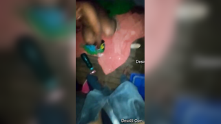 Guy says the Indian that there is nothing bad about showing pussy | XXX Video on AllSex.XXX