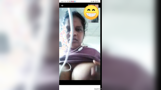 During the video call the Indian minx plays with tits and pussy | XXX Video on AllSex.XXX