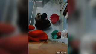 Pervert films the Indian landlady who doesn't know about it | XXX Video on AllSex.XXX