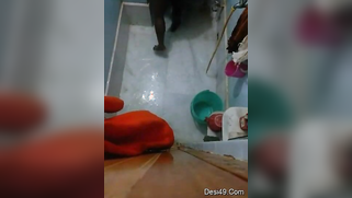 Pervert films the Indian landlady who doesn't know about it | XXX Video on AllSex.XXX