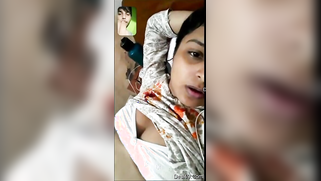 Flashing tits is a surprise that the Indian has prepared for the guy | XXX Video on AllSex.XXX