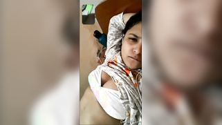 Flashing tits is a surprise that the Indian has prepared for the guy | XXX Video on AllSex.XXX
