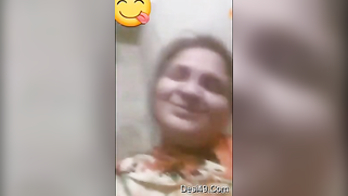 Internet friend calls the Indian female who demonstrates him tits | XXX Video on AllSex.XXX