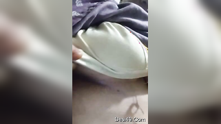 Dirty-minded aunty brags about big Desi nipples in close-up video | XXX Video on AllSex.XXX