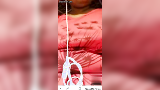 Desire to flash boobs fills the Indian woman during the video call | XXX Video on AllSex.XXX