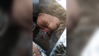 Boy films the Desi aunty taking a shower after buying a camera | XXX Video on AllSex.XXX