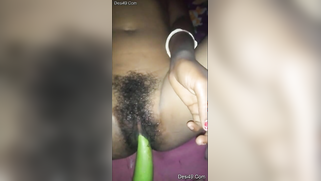 Green pepper easily replaces the horny Desi girl any sex toy