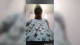 Engaged Desi is so happy that decides to expose nice titties | XXX Video on AllSex.XXX