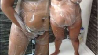 It looks weird still the Indian mom lets film her taking a shower | XXX Video on AllSex.XXX