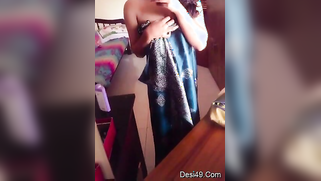 Babe thinks Indians and other men will be impressed with the naked body | XXX Video on AllSex.XXX