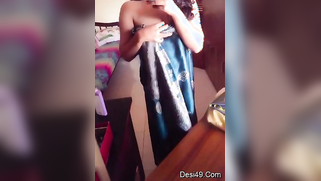 Babe thinks Indians and other men will be impressed with the naked body | XXX Video on AllSex.XXX