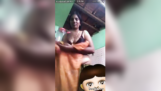 Aunty flashes left chest thinking it will be enough for the blackmailer | XXX Video on AllSex.XXX