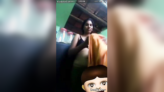 Aunty flashes left chest thinking it will be enough for the blackmailer | XXX Video on AllSex.XXX