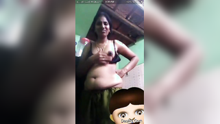 Aunty flashes left chest thinking it will be enough for the blackmailer | XXX Video on AllSex.XXX