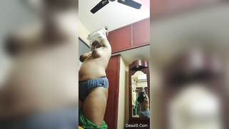 Camera always waits to be turned on and film the naked Indian | XXX Video on AllSex.XXX