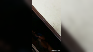 Aunty notices a handsome Indian stranger with a camera and lifts dress | XXX Video on AllSex.XXX