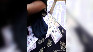 Amateur outdoor video of the mustached Indian licking girl's nipples | XXX Video on AllSex.XXX