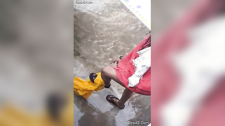 MILF dries hair and body outdoors being filmed by an Indian perv | XXX Video on AllSex.XXX