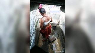 Stunning Tamil nude - super cute look girl wearing cloths after bathing | XXX Video on AllSex.XXX