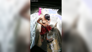 Stunning Tamil nude - super cute look girl wearing cloths after bathing | XXX Video on AllSex.XXX