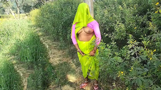 Village aunty sex - Lusty chick in yellow saree gives head n the forest | XXX Video on AllSex.XXX