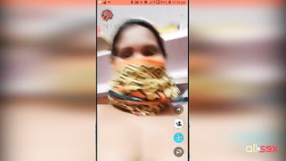 Long-haired Desi aunty displays her nude body on XXX cam | XXX Video on AllSex.XXX