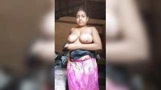 Lewd Tamil girl striptease show on XXX selfie cam | XXX Video on AllSex.XXX